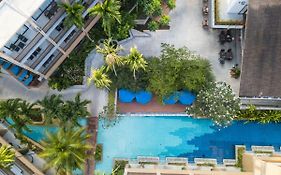 ديفانا بلازا كرابي